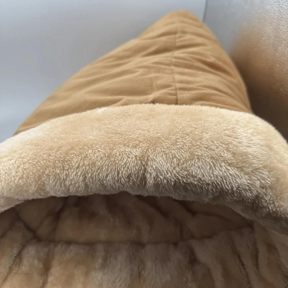Pet Sleeping Bag for Indoor Pets, Faux Fur Pet Cave Bed & Burrow Nest Warm Tent